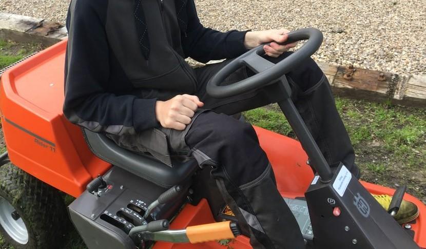 Plænetraktor